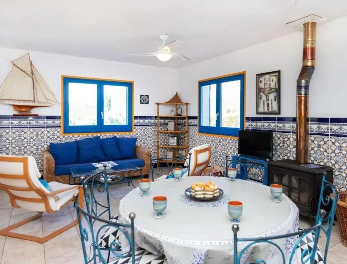 Pretty House, 3 Bedrooms, Llanca Spain